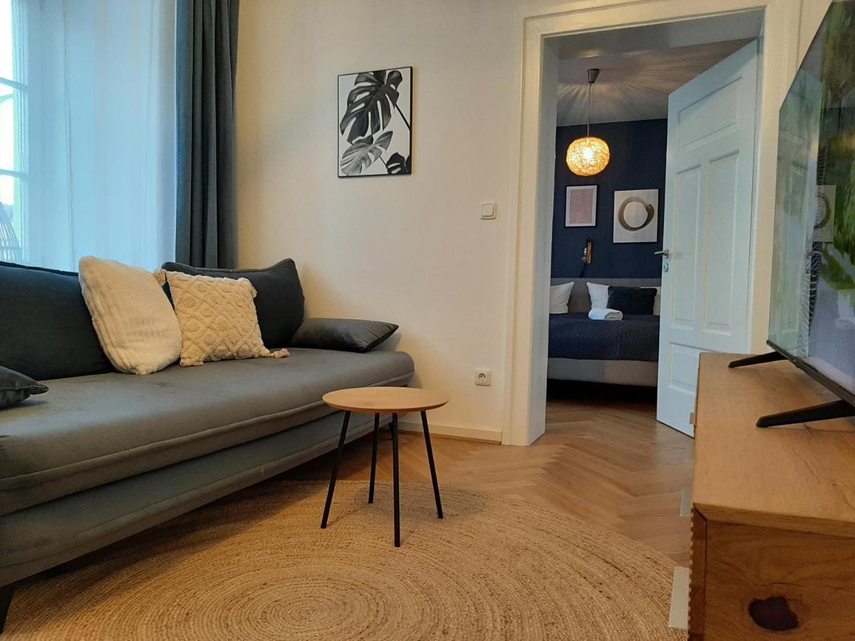 Zentrale Lage I Historisch I Parkplatz I Fahrradkeller Apartment Straubing Exterior photo